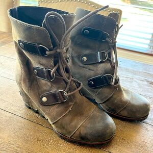 Sorel boots - Joan of arch wedges